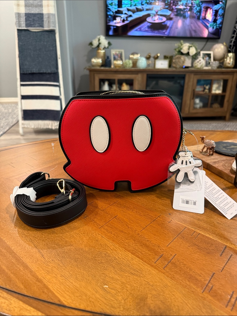 Mickey Mouse "Best of Mickey"
Crossbody Bag - NWT
